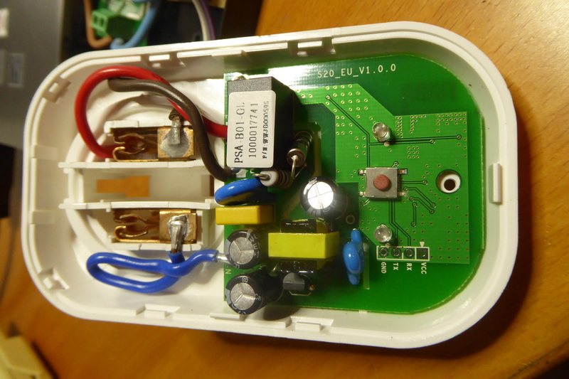 S20 Smart Socket - Inside front view